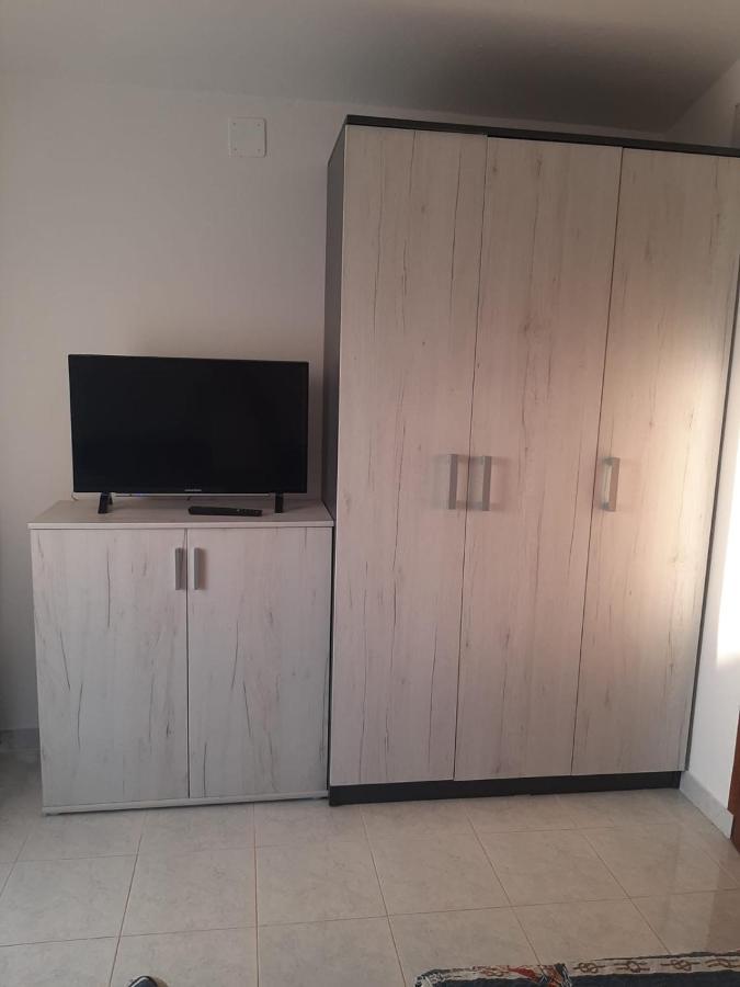 H&F Apartmani Vir Dış mekan fotoğraf