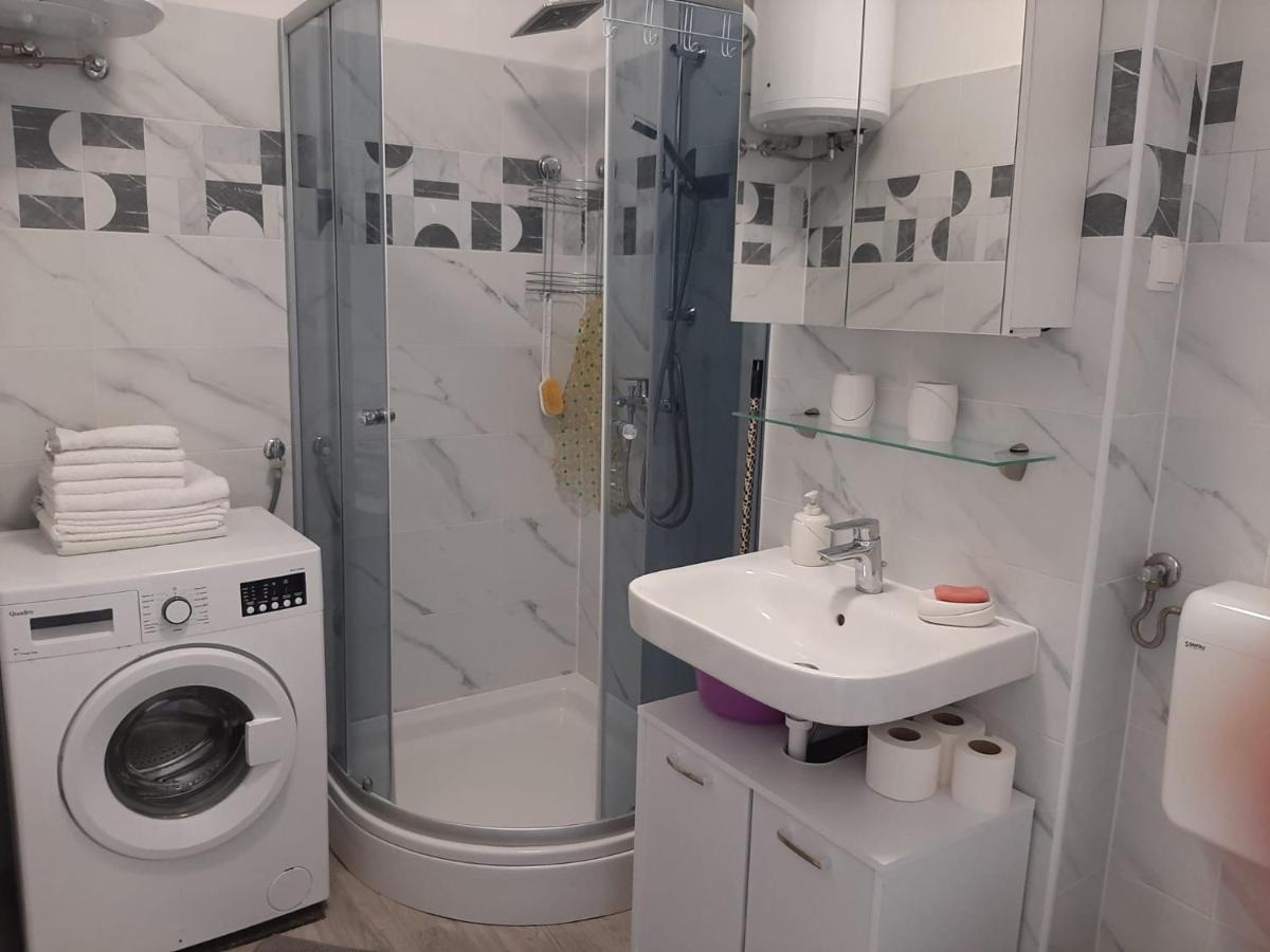 H&F Apartmani Vir Dış mekan fotoğraf